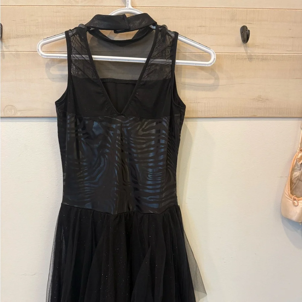 Revolution Dancewear Unsteady black contemporary dance costume, Medium Adult - Picture 6 of 9